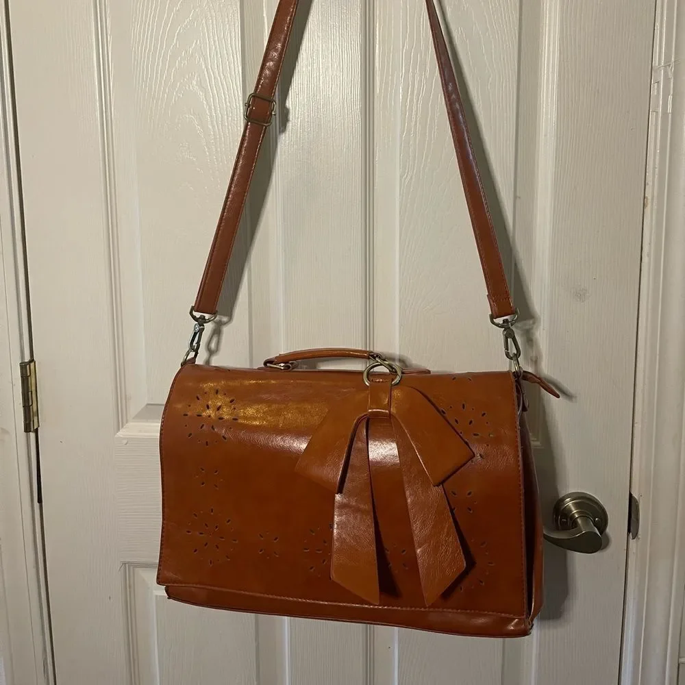 Ecosusi Synthetic leather tan Laptop Large Briefcase Bow & Eyelet accents